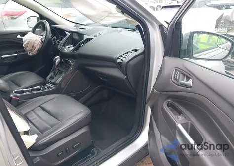 2016 Ford Escape Titanium из США, поврежденный, VIN 1FMCU0J94GUB70214